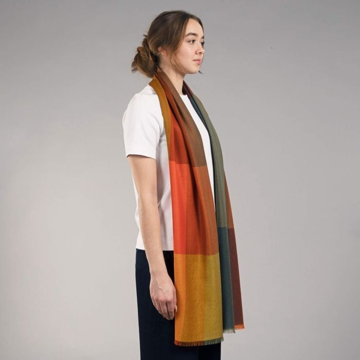 Lightweight scarves