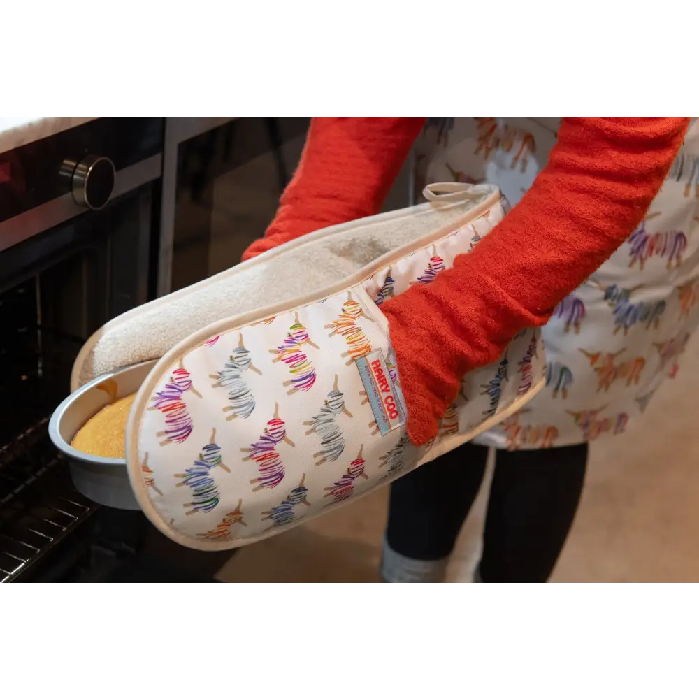 Hairy Coo Oven Mitts - Scottish Home