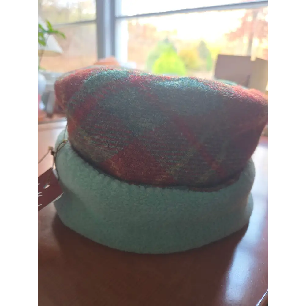 Harris Tweed Morag Hat - Green & Burnt Orange - Cosy Essentials