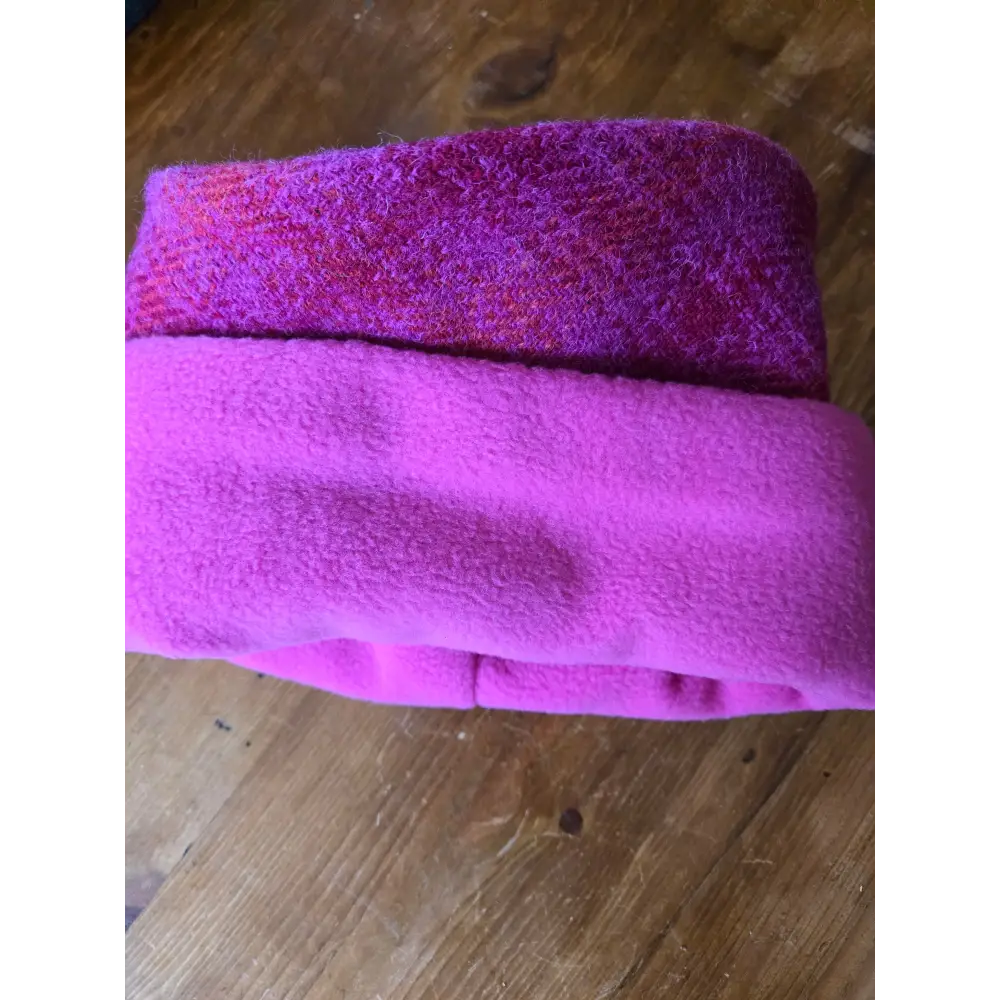 Harris Tweed Morag Hat - Red/Pink withPink inside - Cosy Essentials
