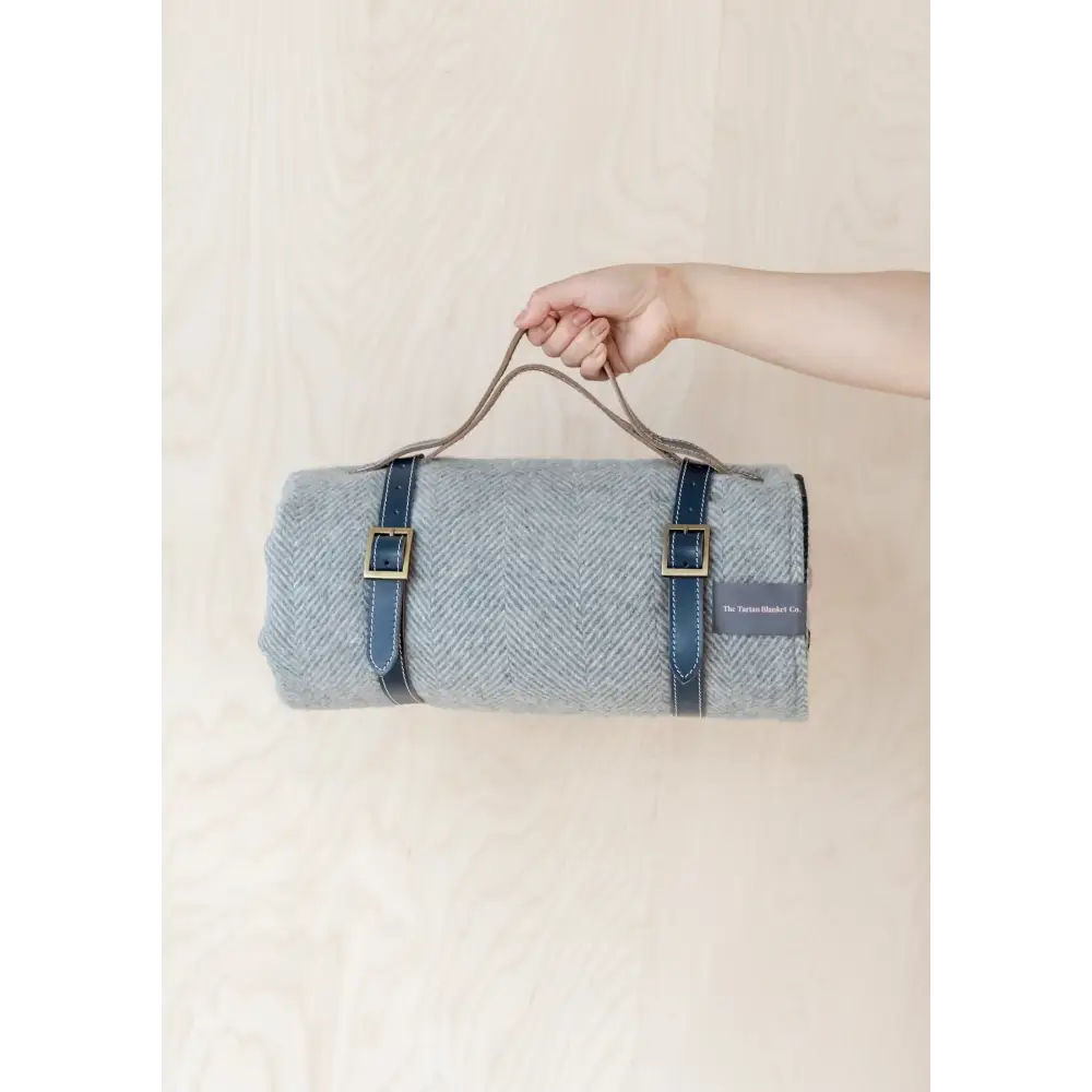 Picnic Blanket in Buchanan Natural Tartan - Blue Leather