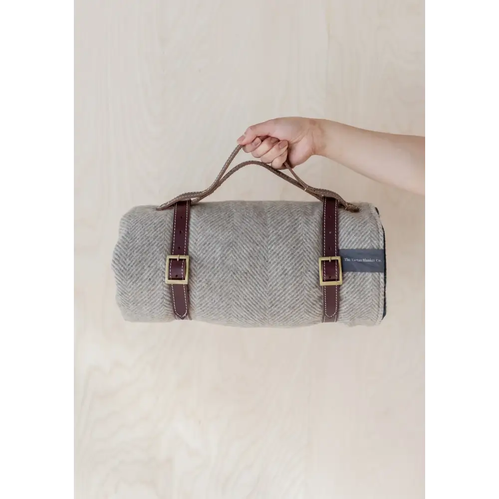 Picnic Blanket in Buchanan Natural Tartan - Burgundy Leather