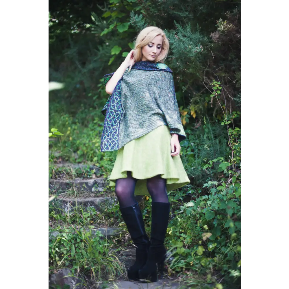 Silk & Linen Wallace Shawl - Shamrock - Cosy Essentials