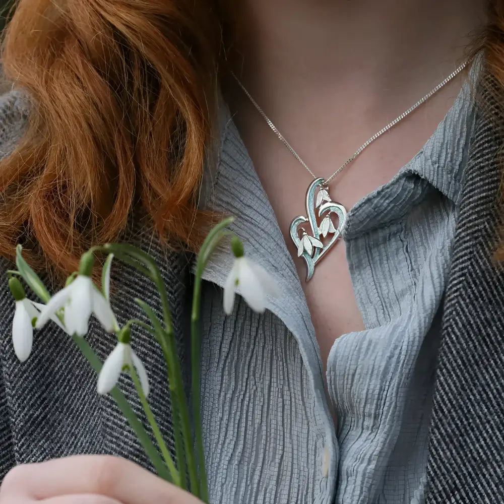 Snowdrop 3-leaf Pendant - Necklace