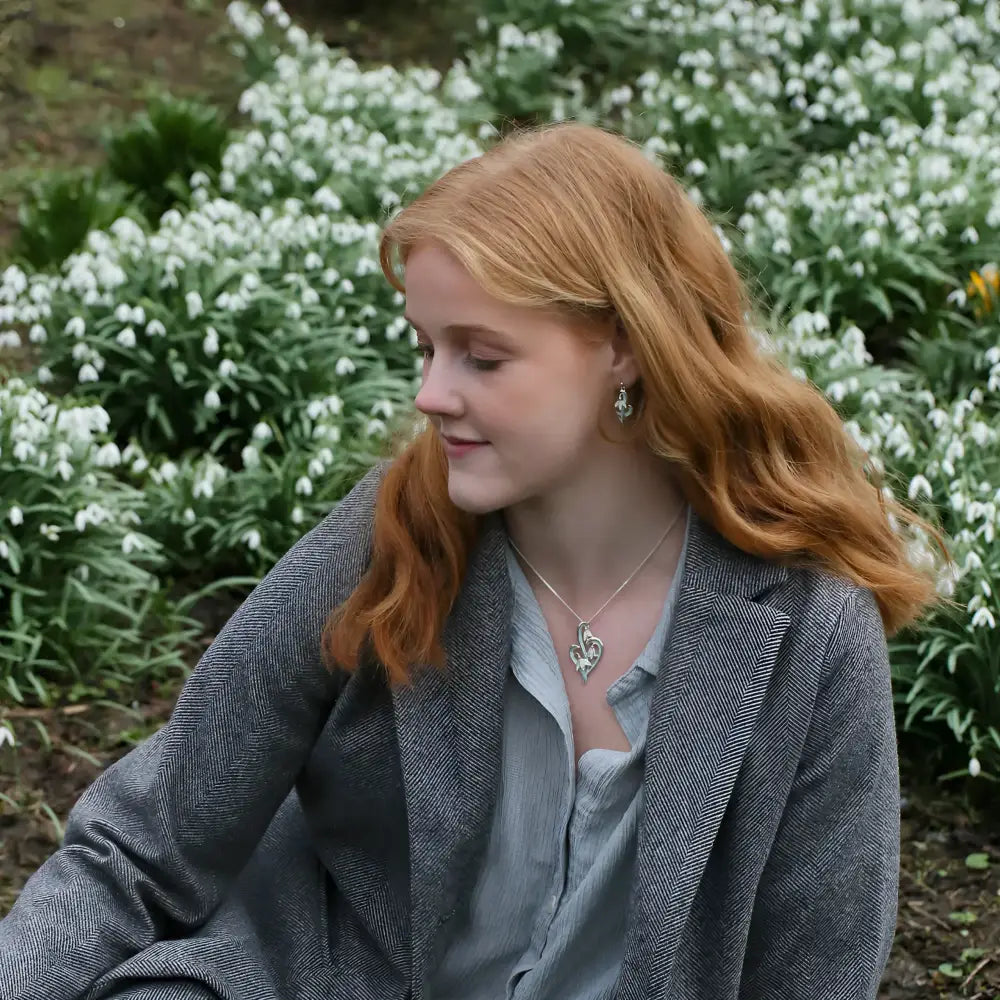 Snowdrop 3-leaf Pendant - Necklace