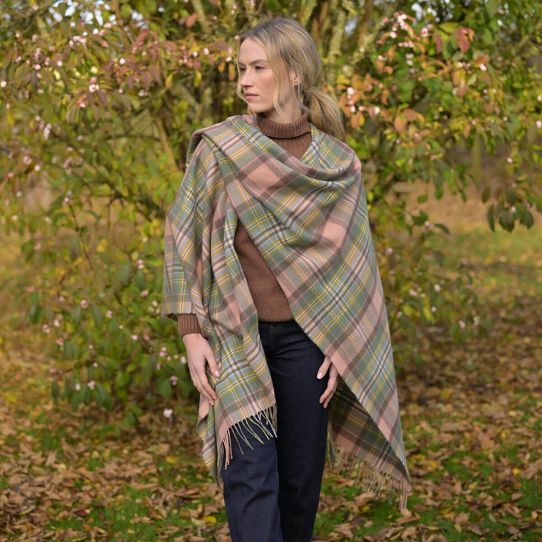 Serape in Dundee Rose Tartan