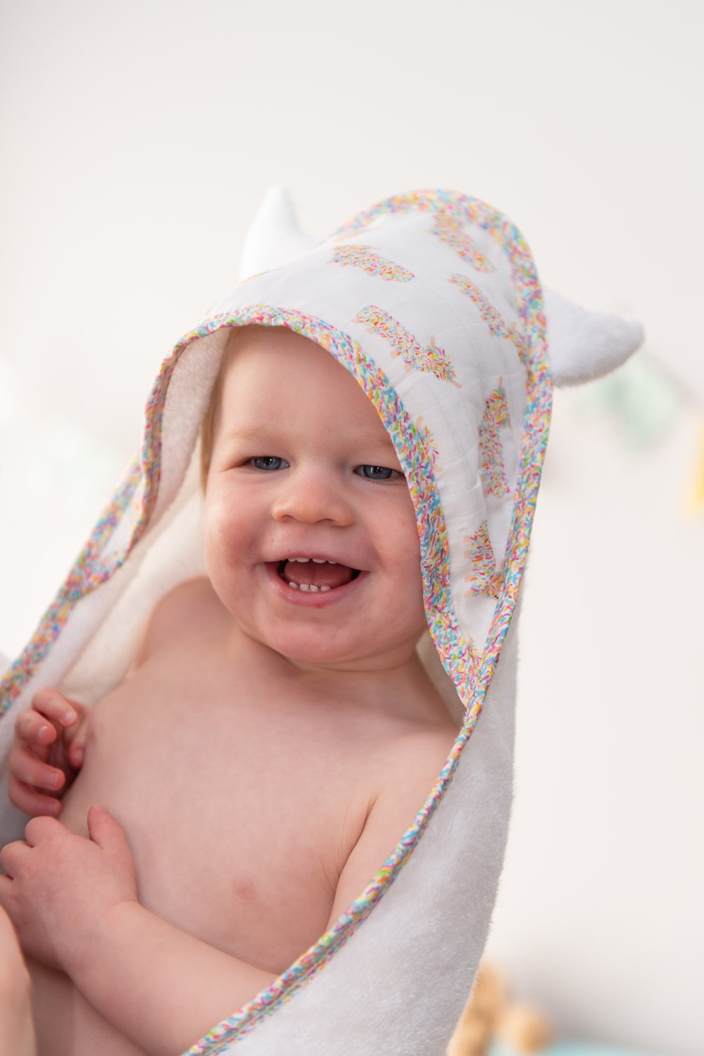 Baby beach hooded discount towel