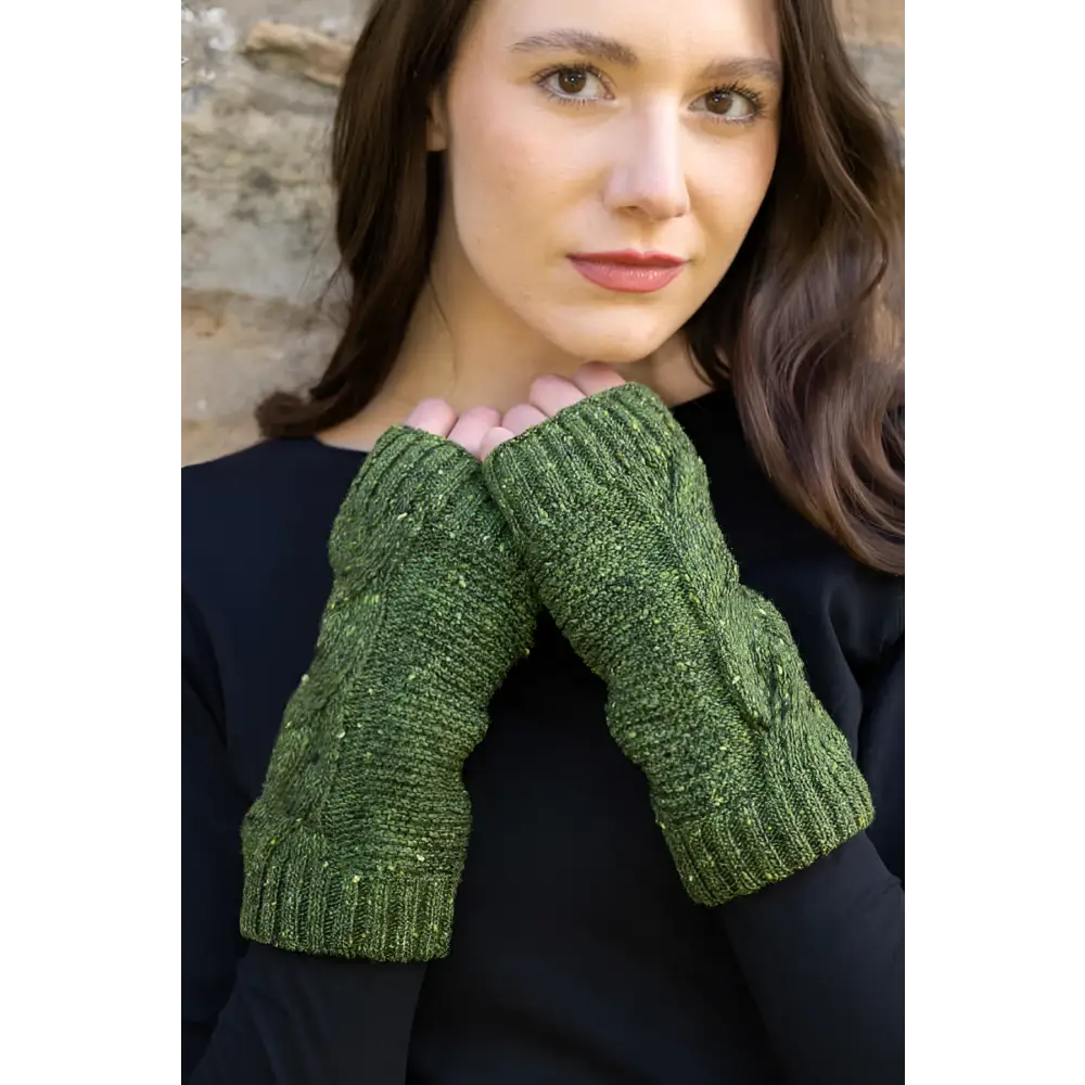 Islay Hat and Arm Warmers - Bill Baber