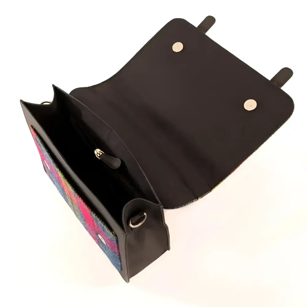 Ladies Messenger Bag in Harris Tweed