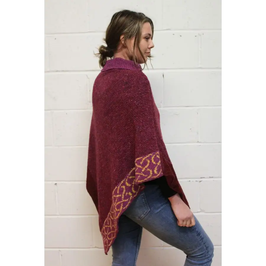 Mull Cape in Mallow Merino Wool - Cosy Essentials