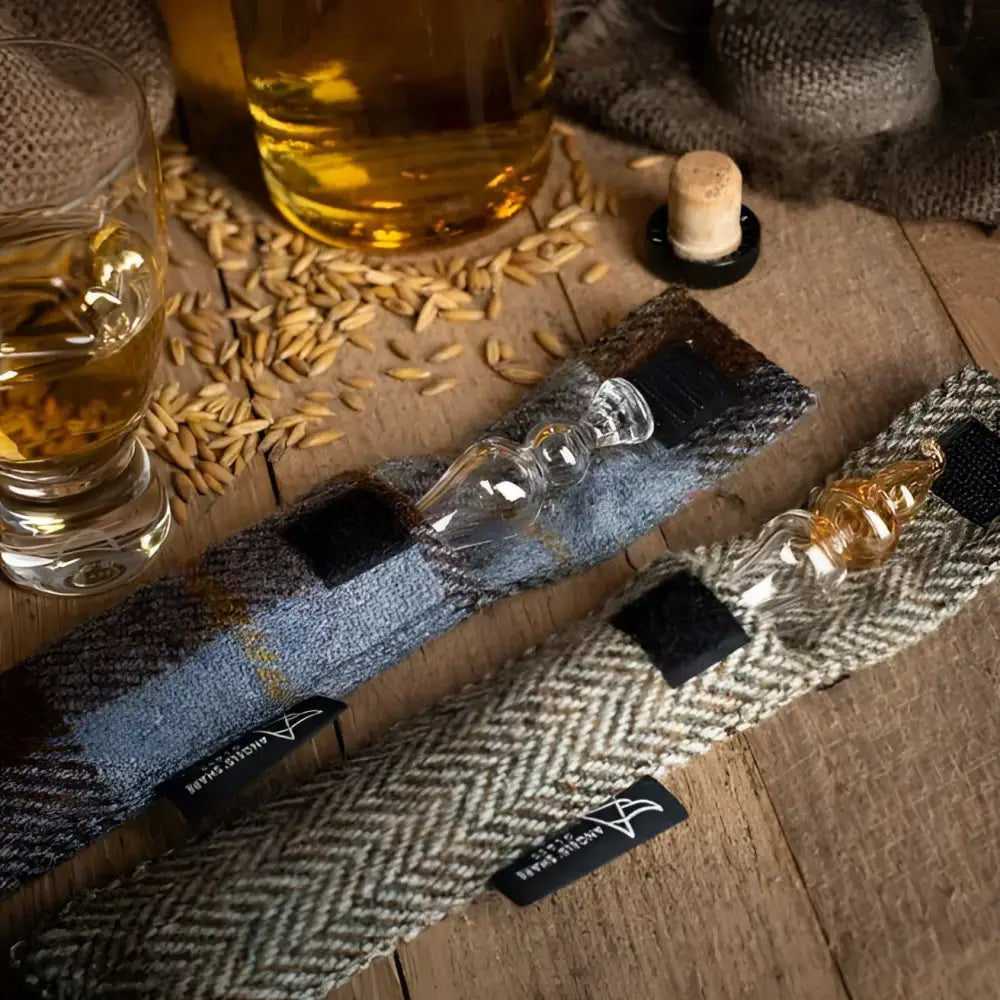 Pocket Dropper in Harris Tweed Case - Scottish Gift